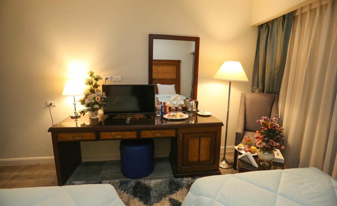 Horizon Shahrazad Hotel Giza Exterior foto